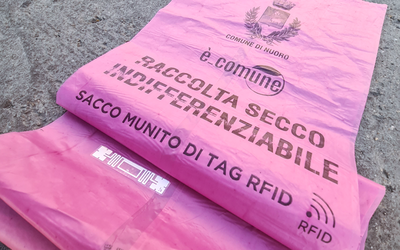 Consegna sacchetti con codice R-FID